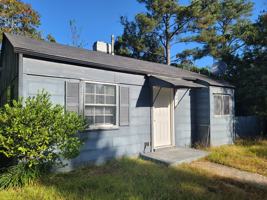 featured image of 7007 Sprott St
