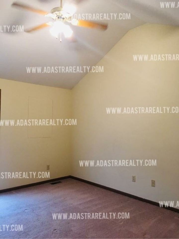 2527 Bent Oak Ct - Photo 5 of 11