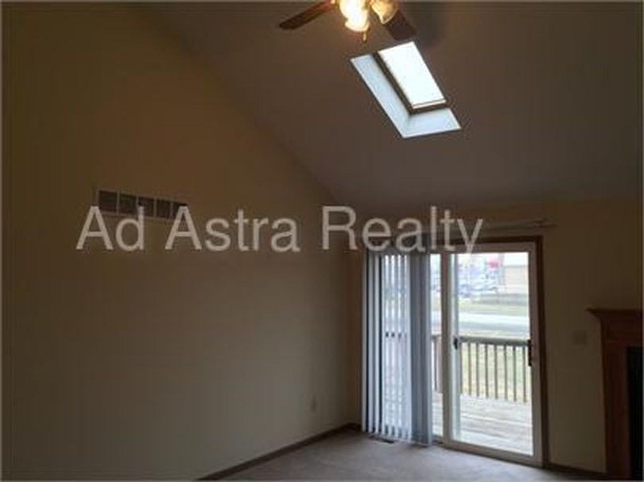 2528 Bent Oak Ct - Photo 5 of 9
