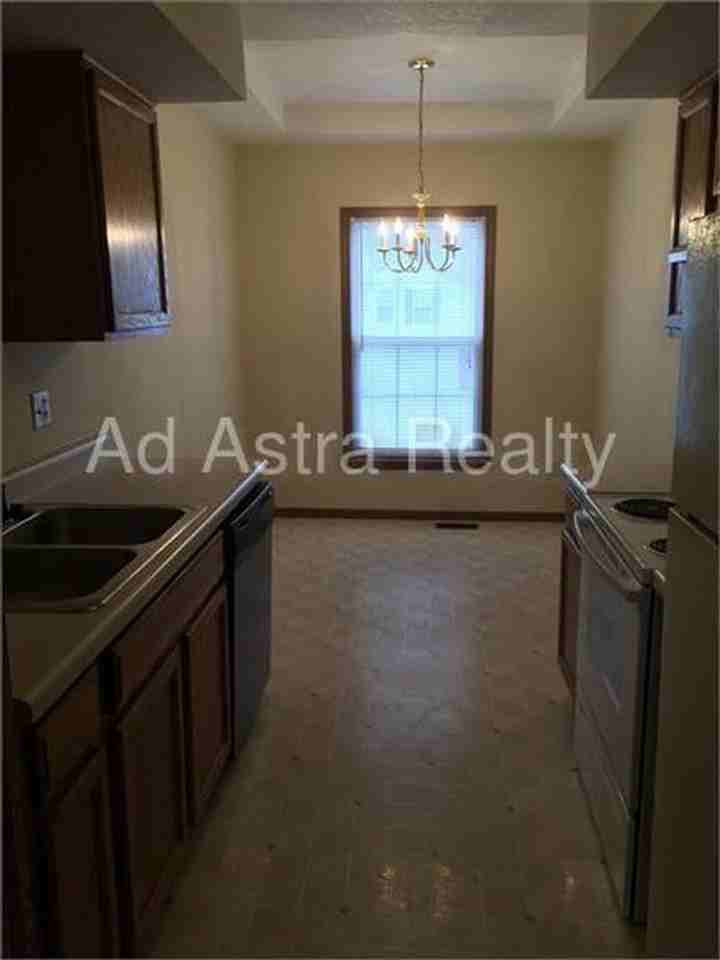 2528 Bent Oak Ct - Photo 7 of 9