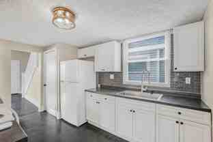 172 S Richardson Ave - Photo 1 of 1