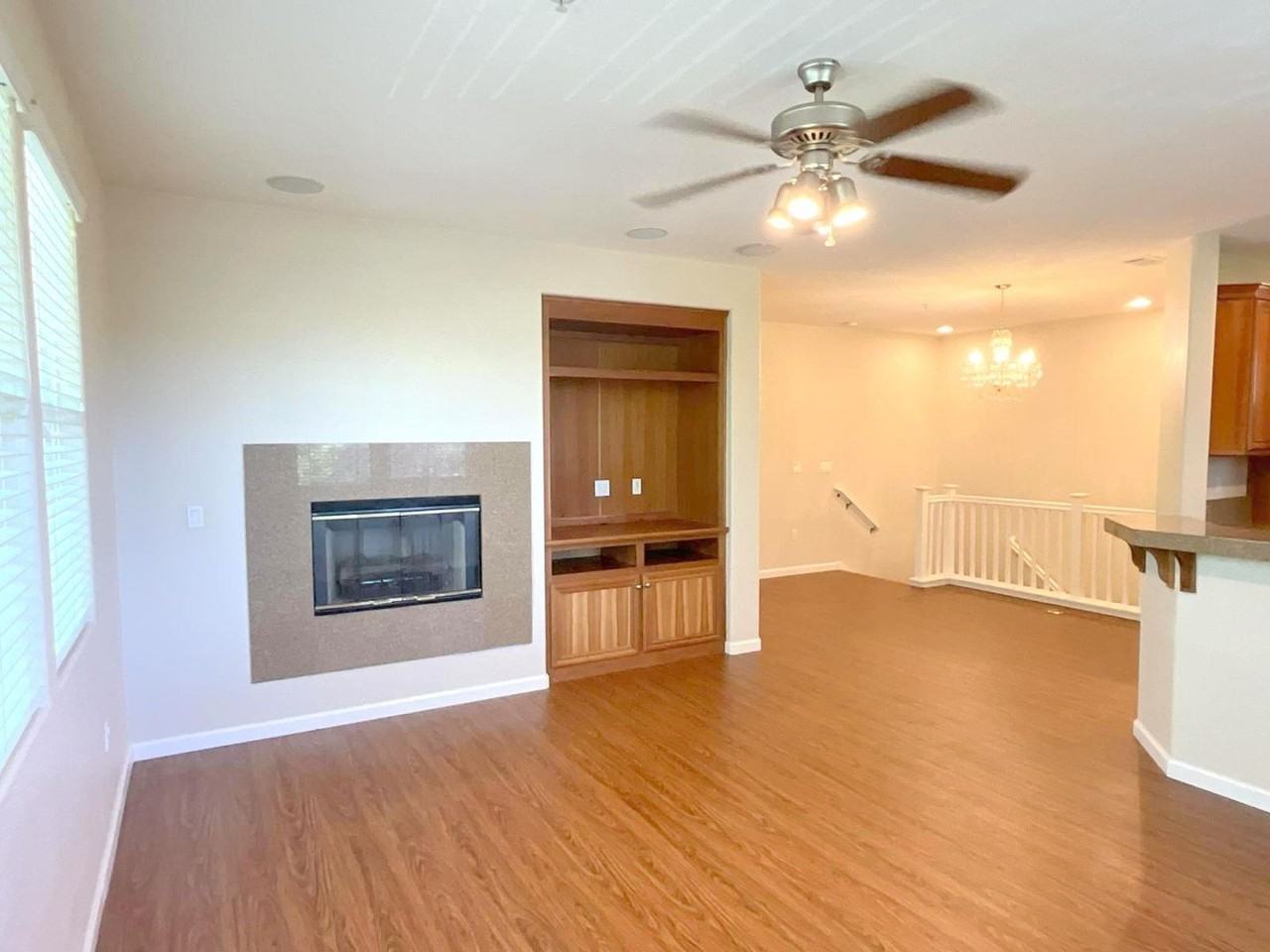 915 Joree Ln - Photo 7 of 31