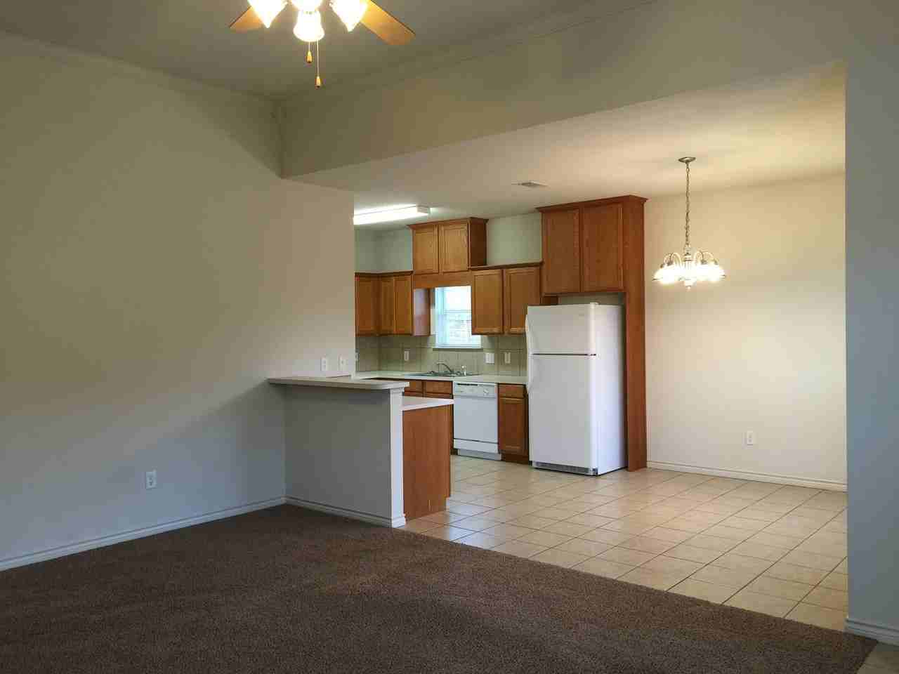 3129 Buckskin Ln - Photo 3 of 8