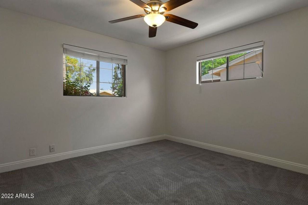 4140 N 35th Way - Photo 6 of 27