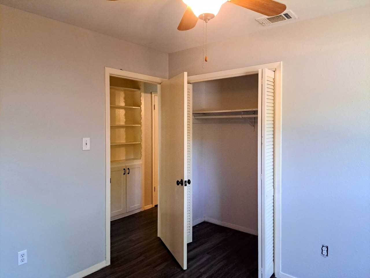56041 Glenwick Ln - Photo 6 of 23
