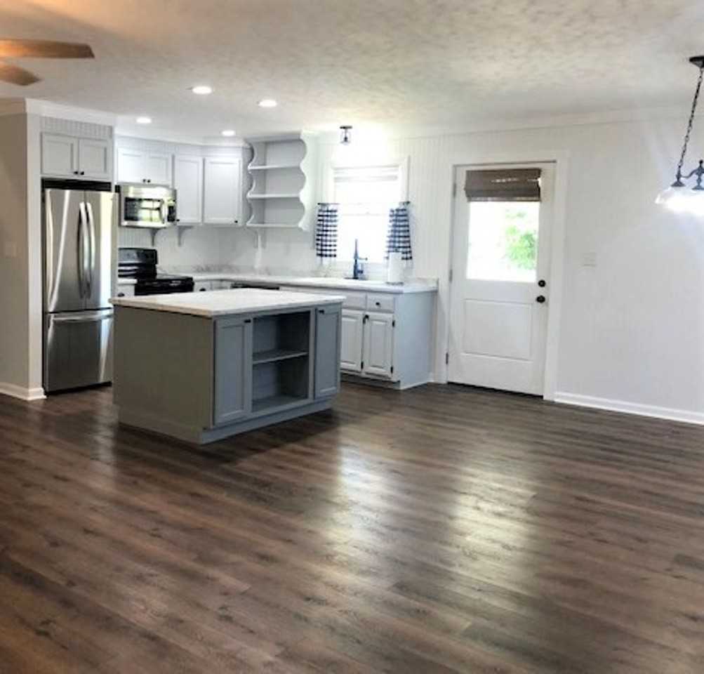 2771 Floyd Springs Rd Ne - Photo 2 of 13