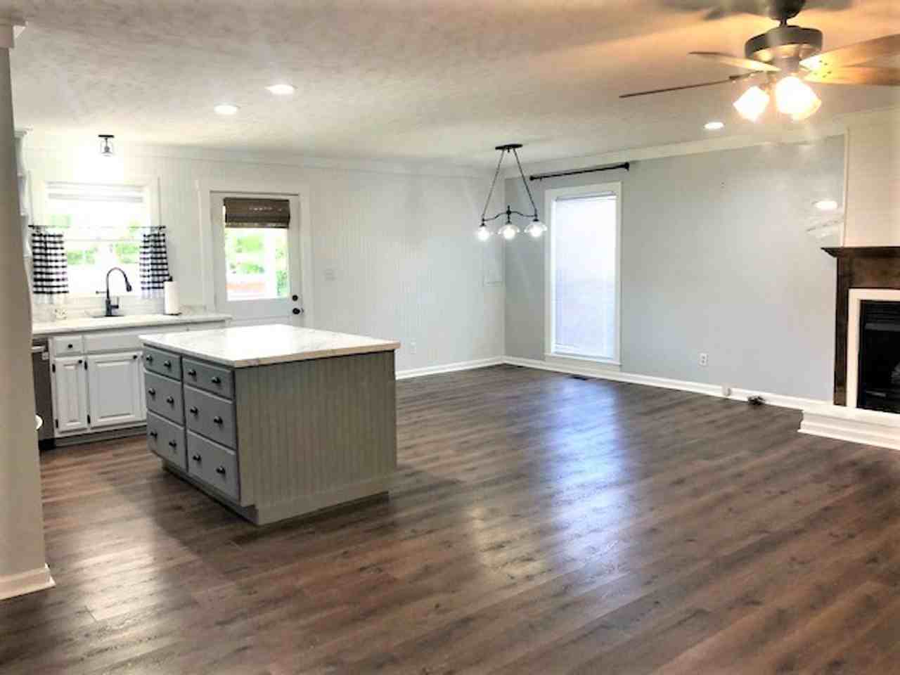 2771 Floyd Springs Rd Ne - Photo 4 of 13