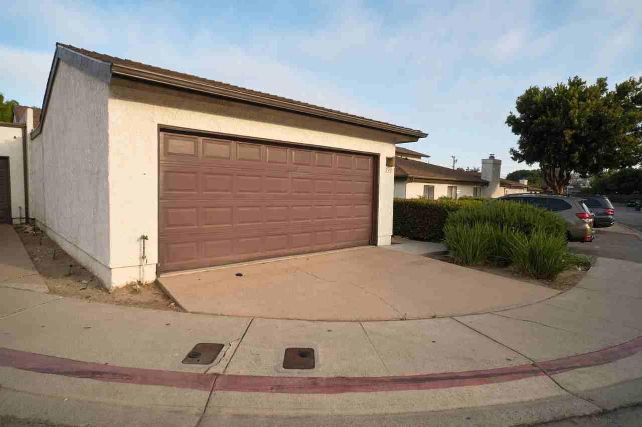 233 Marquis Pl - Photo 3 of 19