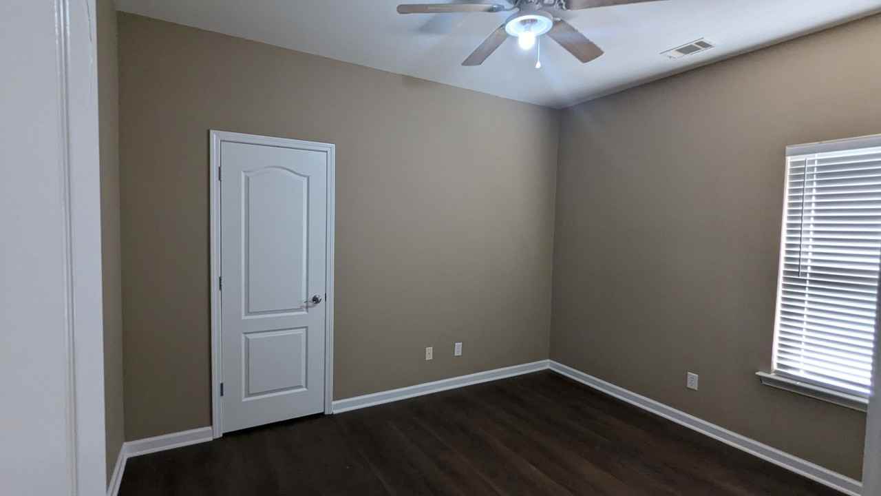 6514 Southern Trace Dr - Photo 4 of 12