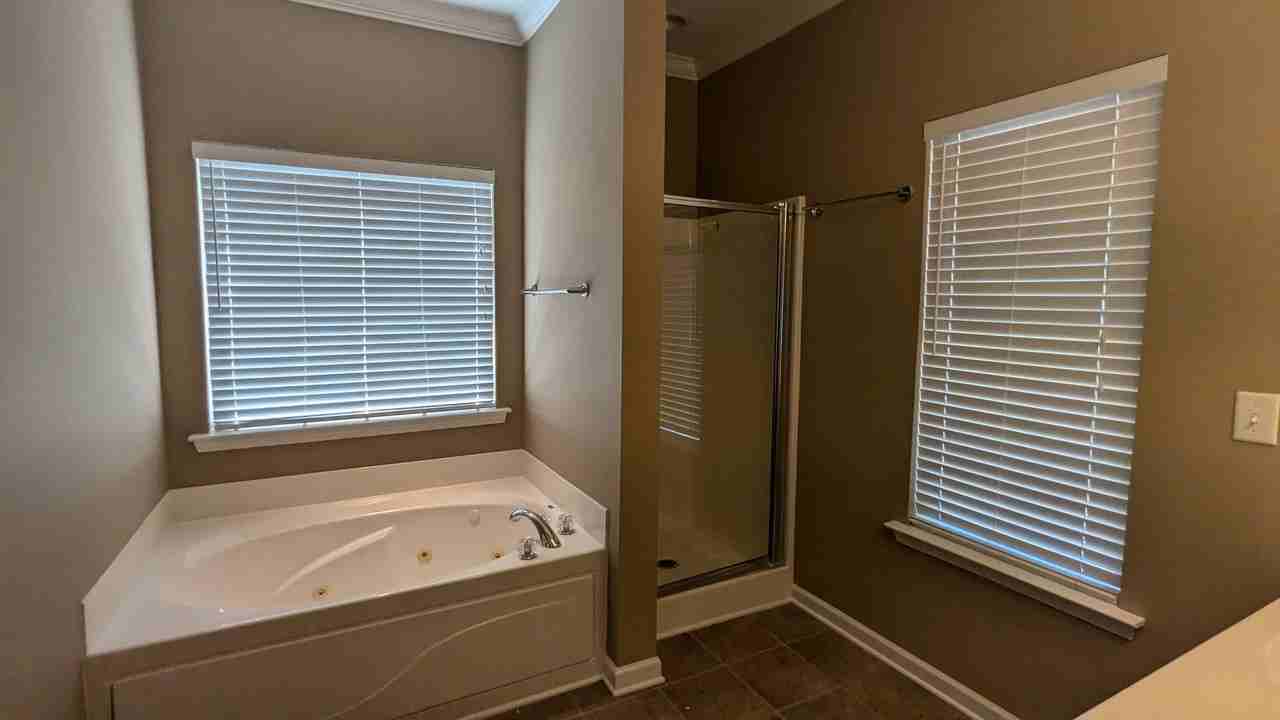 6514 Southern Trace Dr - Photo 7 of 12