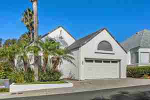 featured image of 109 Avenida Mesita