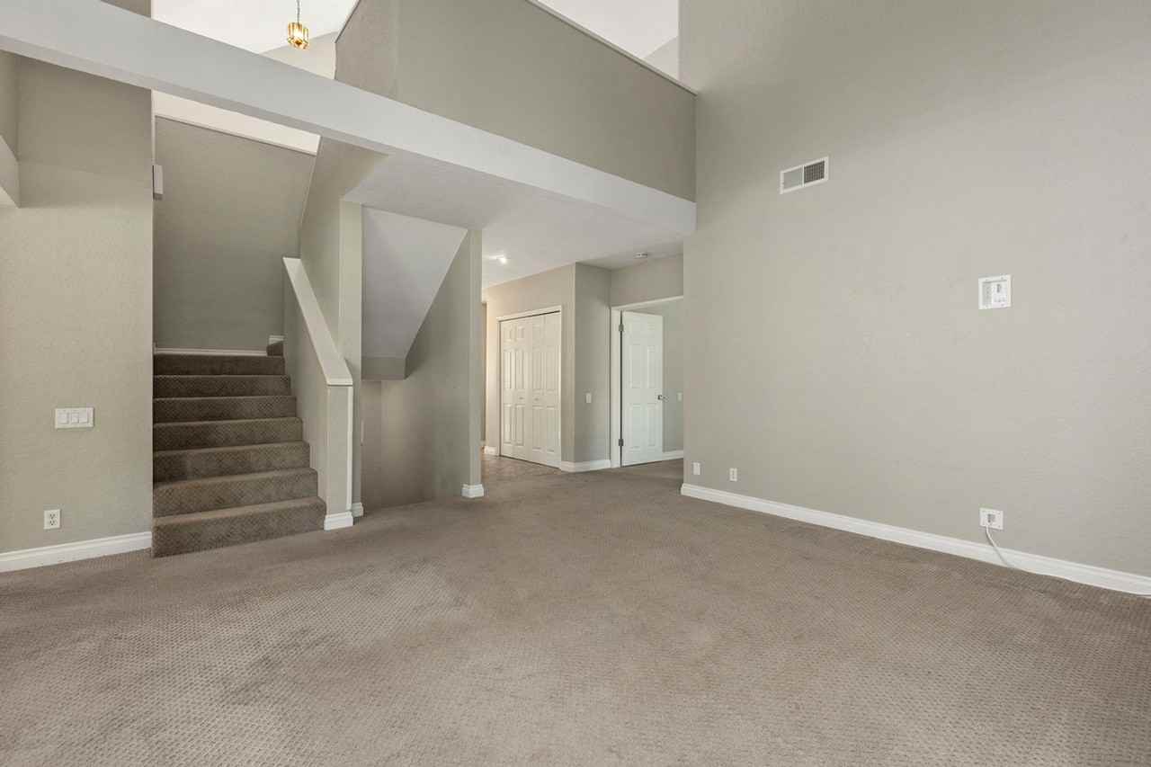 109 Avenida Mesita - Photo 7 of 41