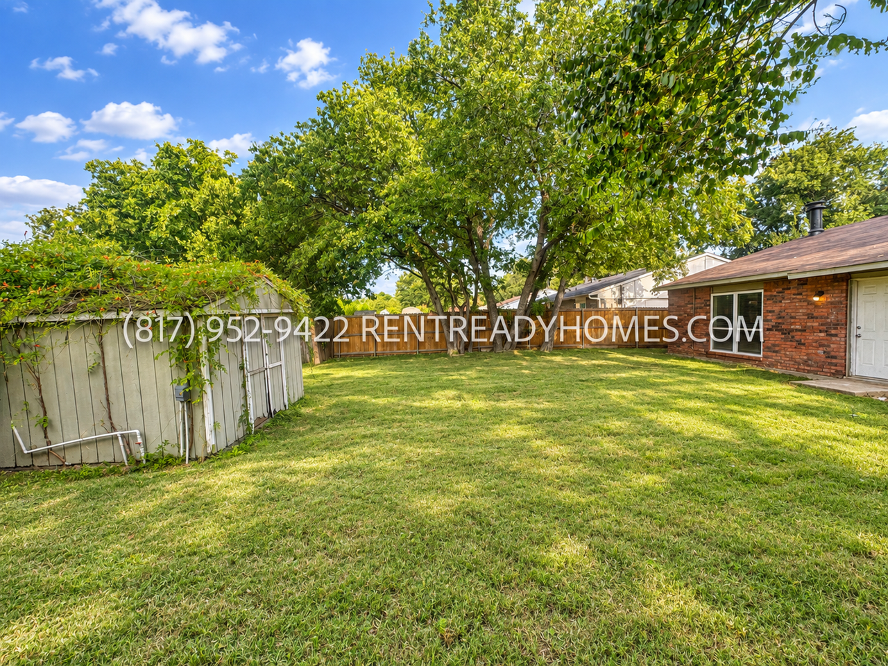 5332 Marsh Dr - Photo 5 of 15