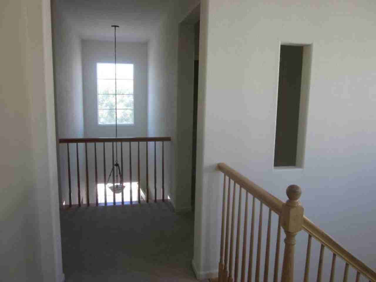 2566 Greystone Dr - Photo 3 of 20