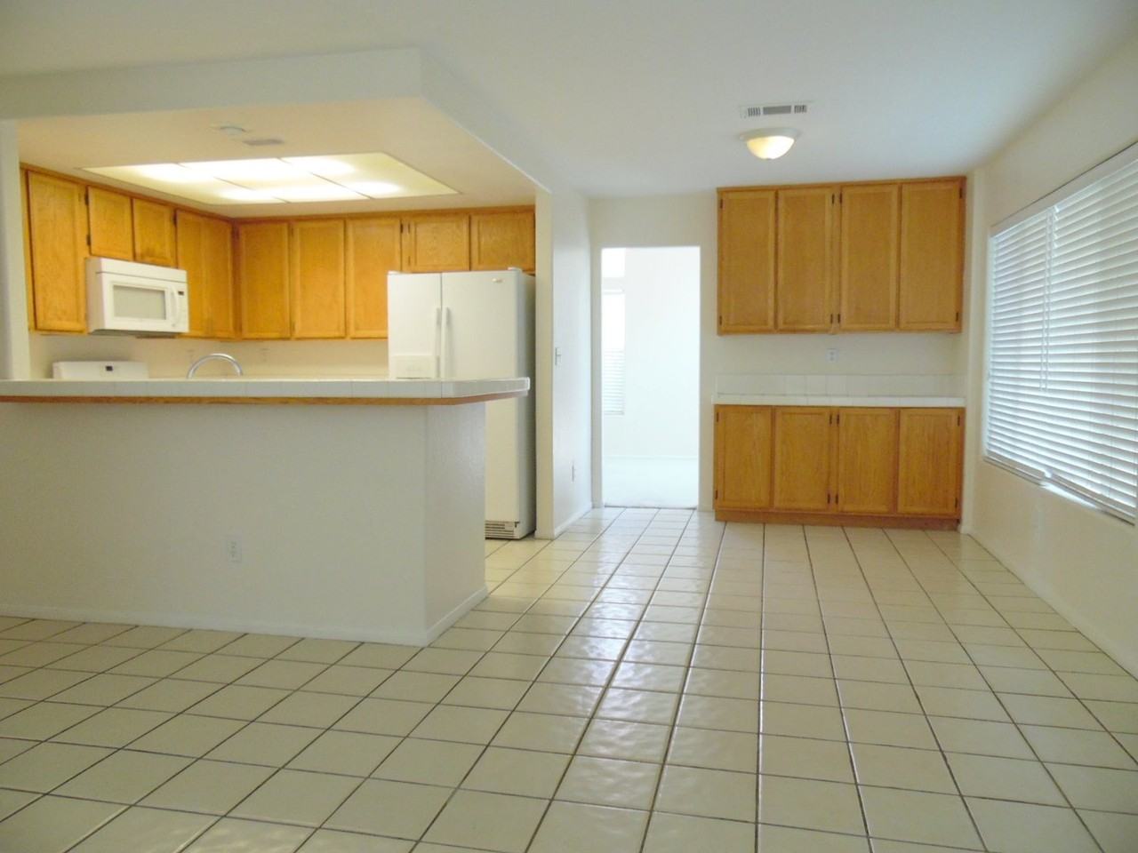 7637 Tortola Bay Ln - Photo 2 of 31