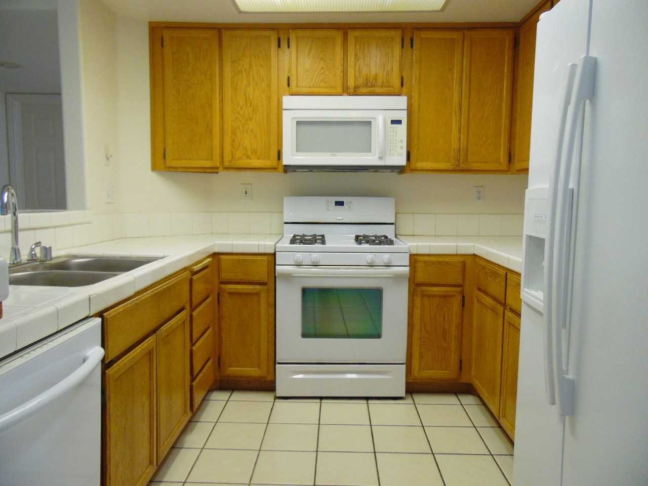 7637 Tortola Bay Ln - Photo 4 of 31