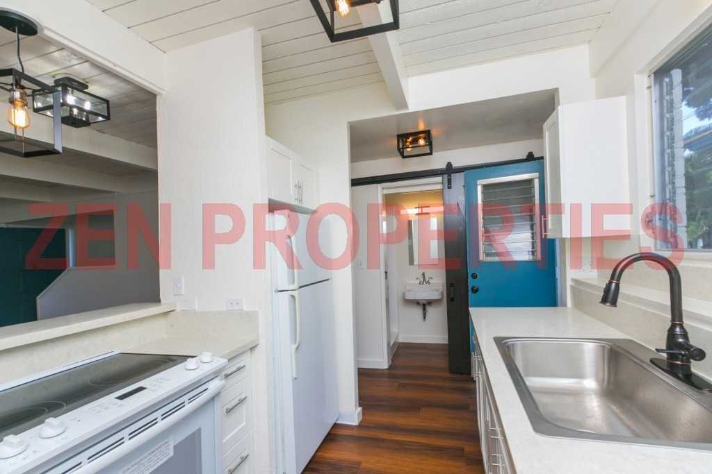 1379 Hunakai St #4 - Photo 5 of 40