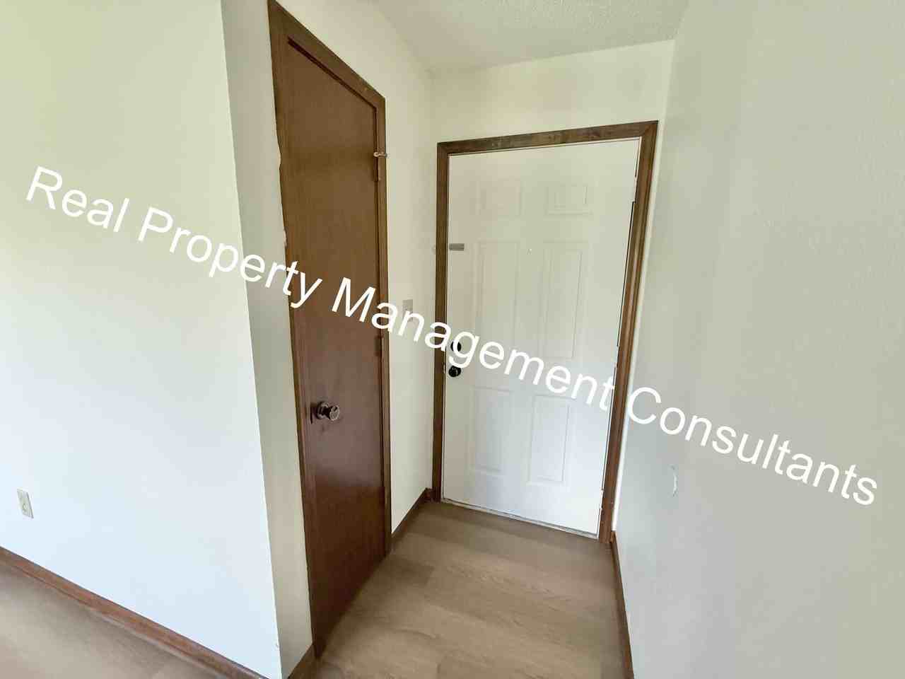 16604 E Gudgell Rd #B - Photo 2 of 22