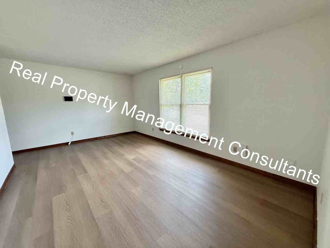 16604 E Gudgell Rd #B - Photo 4 of 22