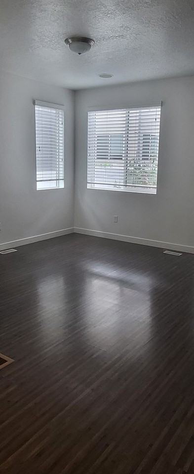 5332 W Silver Clover Ln - Photo 5 of 40