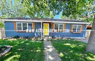 featured image of 227 S Walnut St