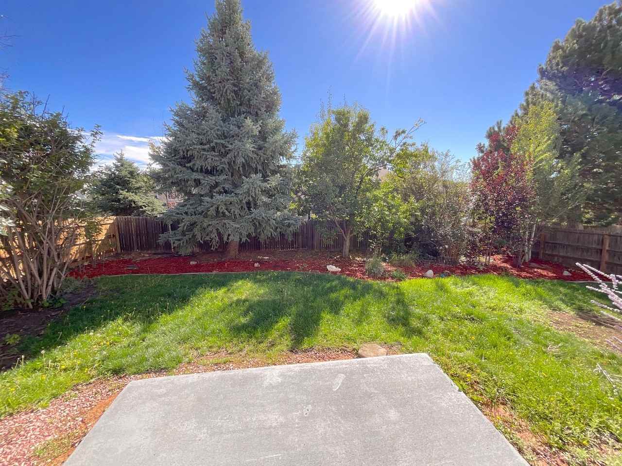 7993 Scarborough Dr - Photo 6 of 42