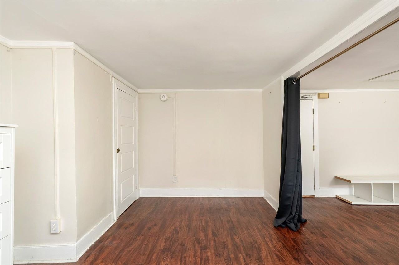74 Spruce St - Photo 6 of 19