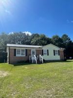 featured image of 2414 Shawnee Dr