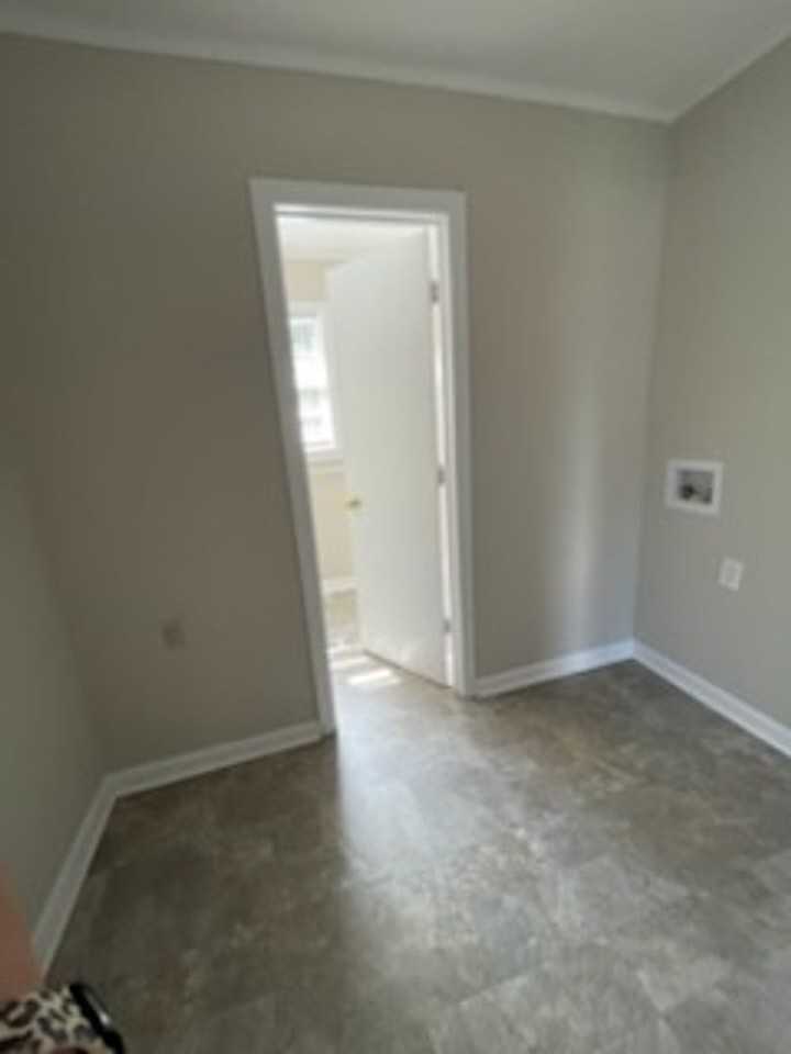 2414 Shawnee Dr - Photo 7 of 11