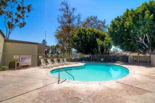 432 Edgehill Ln - Photo 1 of 1