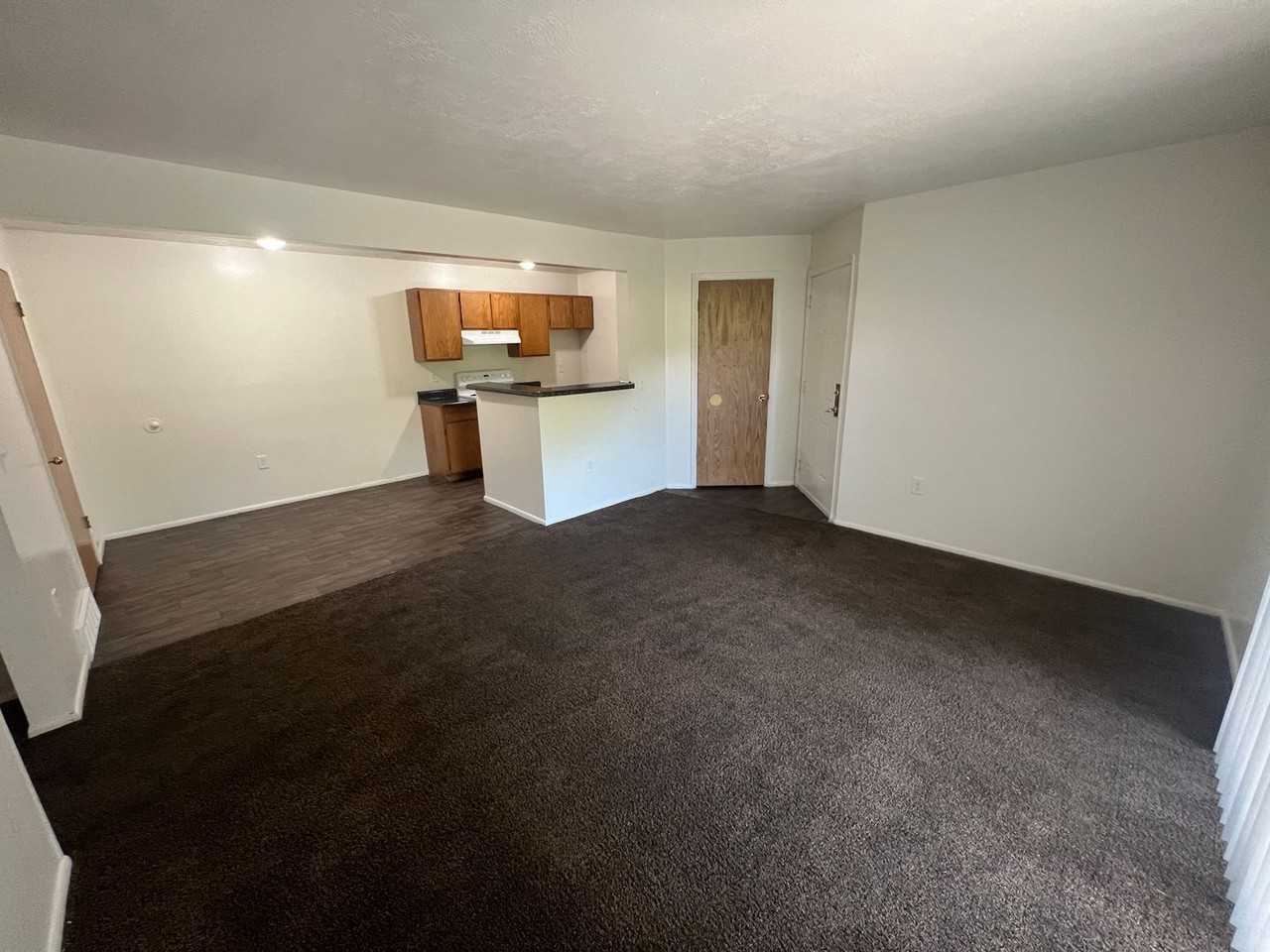 857 E Meadow Pine Ct - Photo 6 of 23