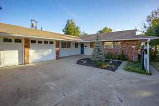 2321 Nw 48th St - Photo 1 of 1