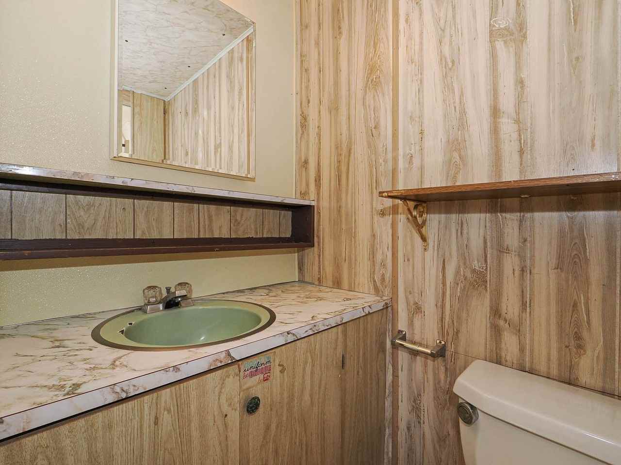 785 N 500 W - Photo 5 of 37
