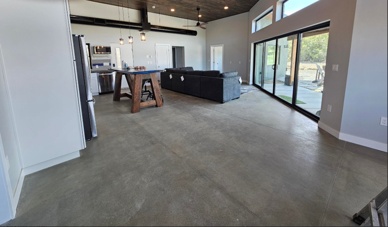 5205 Mormon Ave - Photo 3 of 8