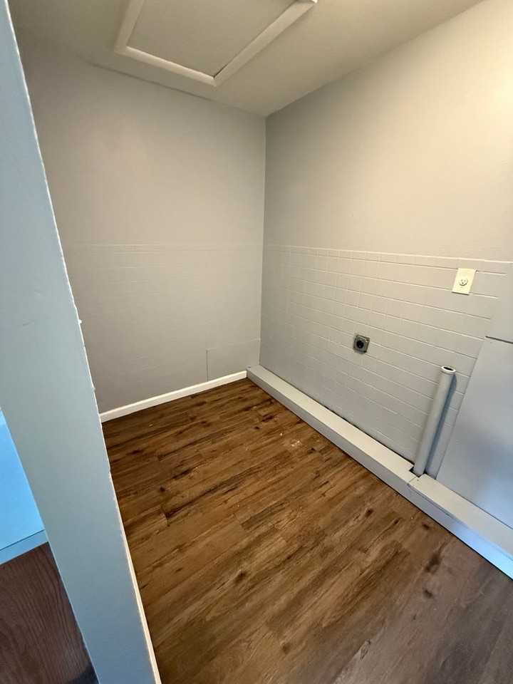 1609 Armand Dr - Photo 7 of 18