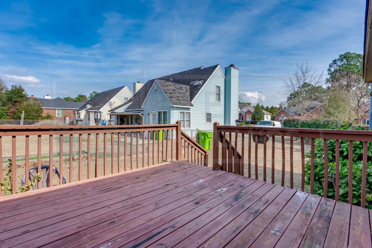 6 Huntcliff Ct - Photo 4 of 27