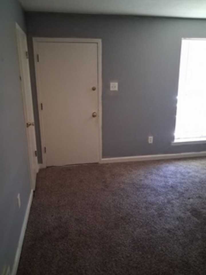 3295 Vineyard Haven Pl - Photo 6 of 10