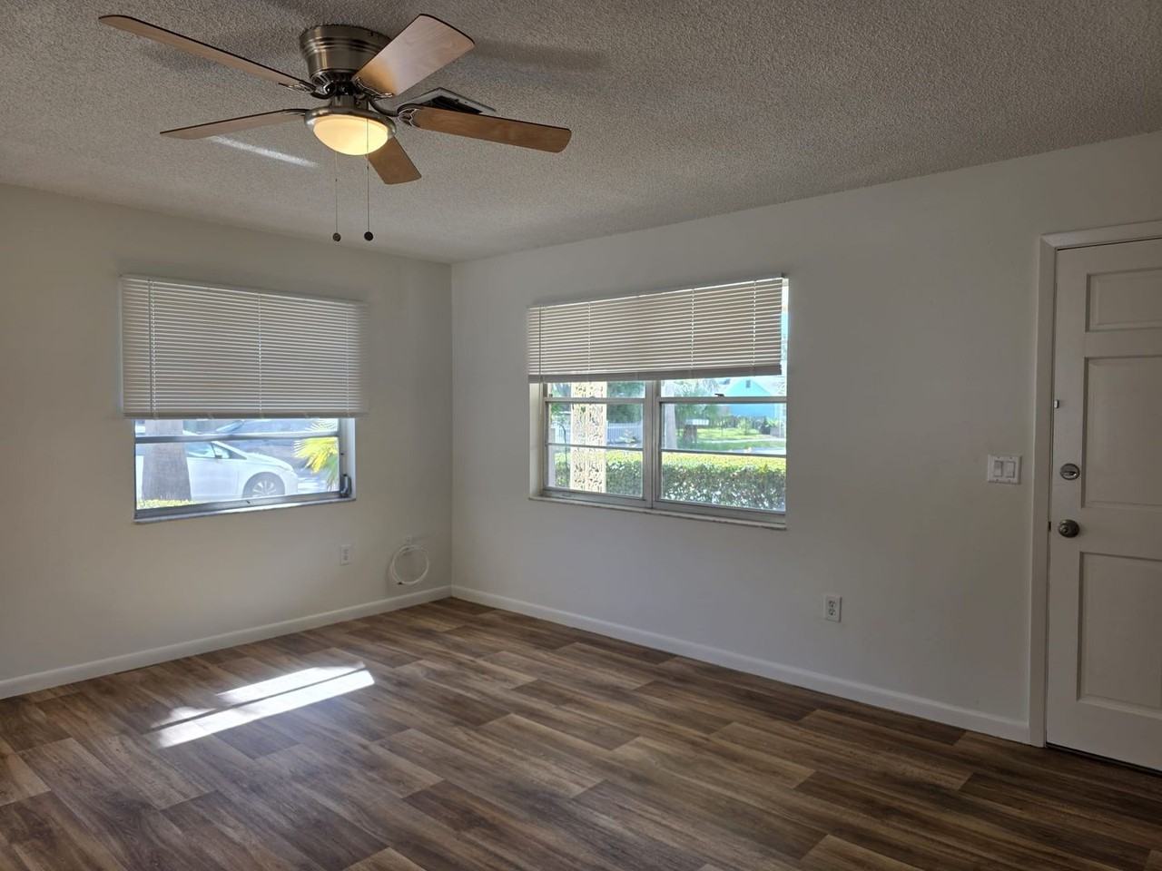 3025 54th St S #1 - Photo 3 of 31