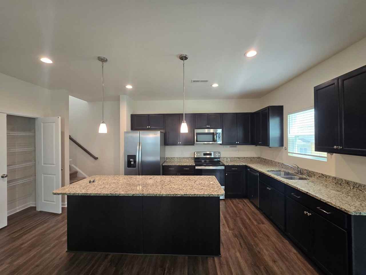 76 Saddle Oaks Ln - Photo 5 of 28