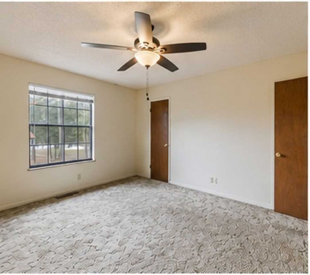 4434 4434 S Olive Branch St #2 - Photo 5 of 12