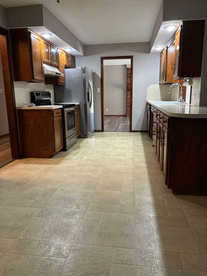 4402 Briar Creek Rd - Photo 5 of 27
