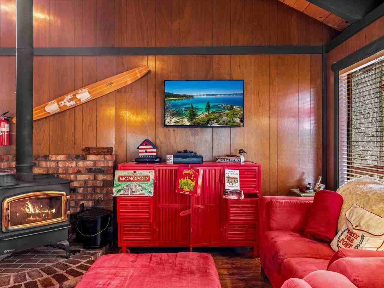 4425 Grimsel Pass Rd - Photo 7 of 32