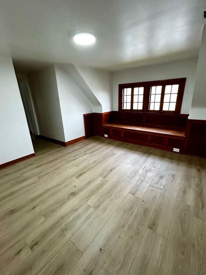 23 Mariemont Ave - Photo 4 of 13