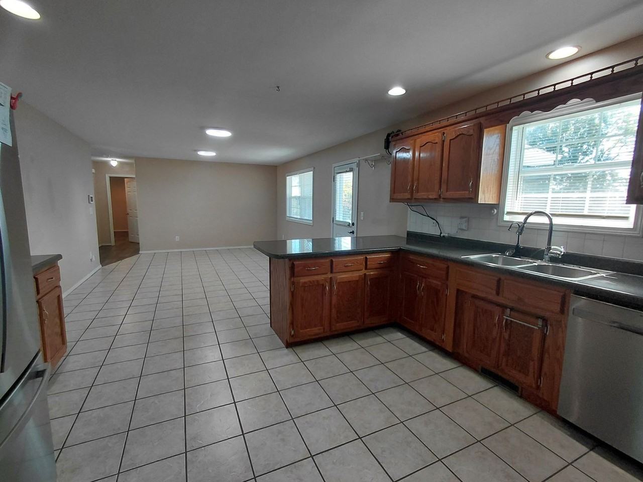 19594 Lilly Ln - Photo 6 of 30