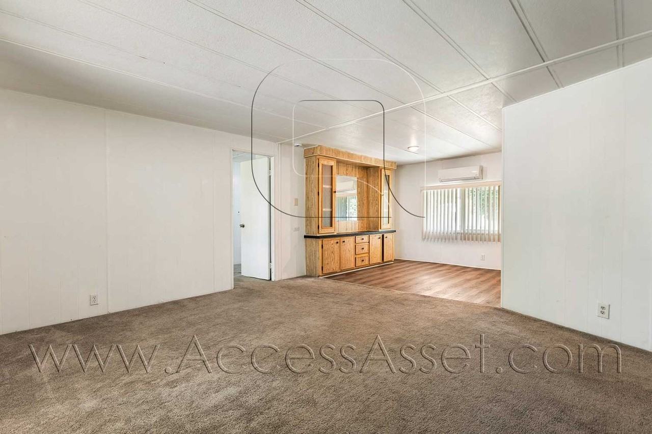32889 Brechtel St - Photo 6 of 26
