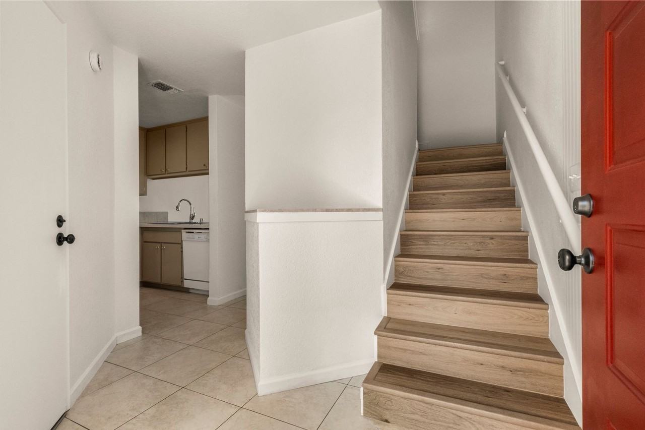 5607 Walnut Ave #9 - Photo 6 of 38