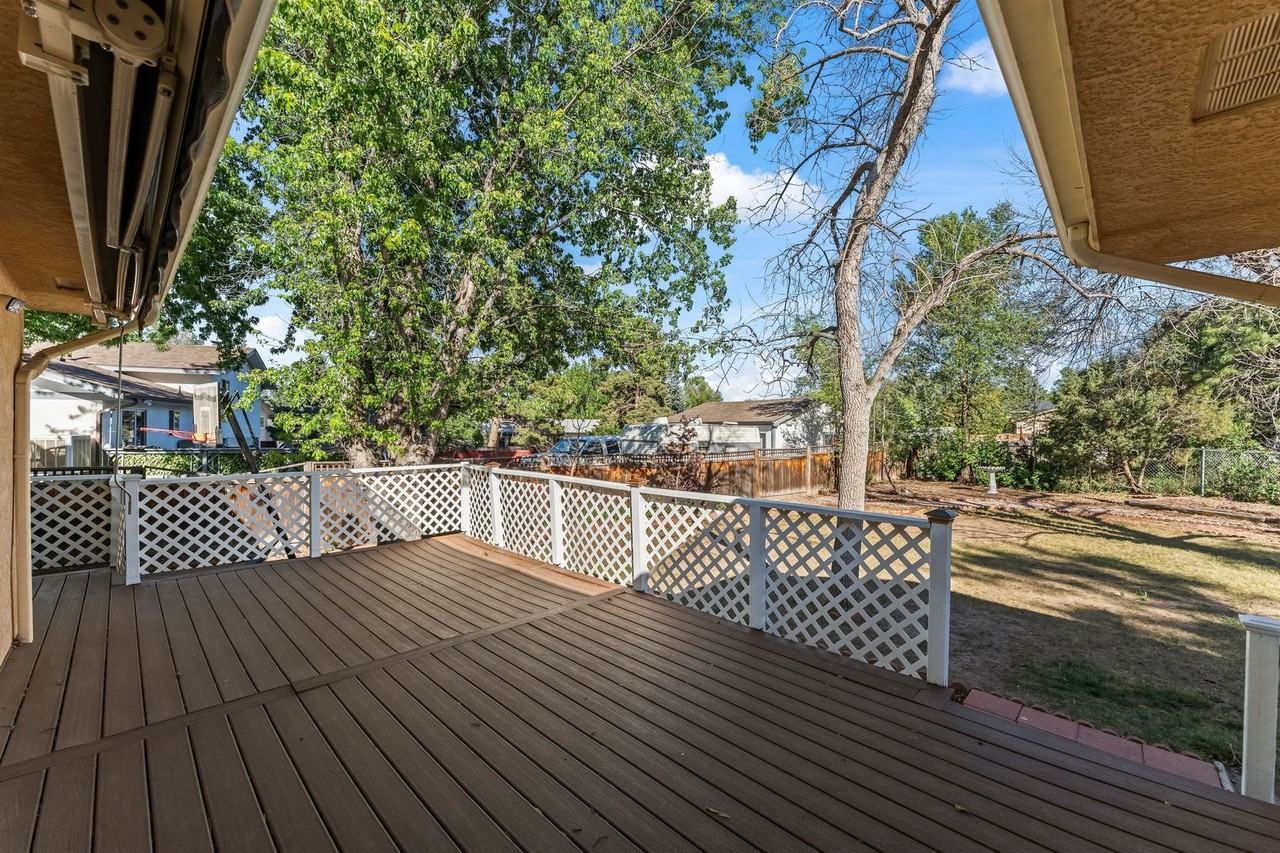4025 N Carefree Cir - Photo 3 of 40