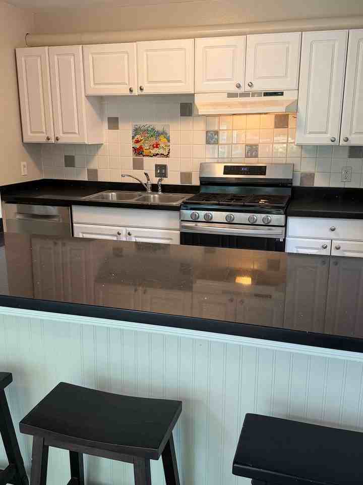 188 Hale St #1B - Photo 2 of 20