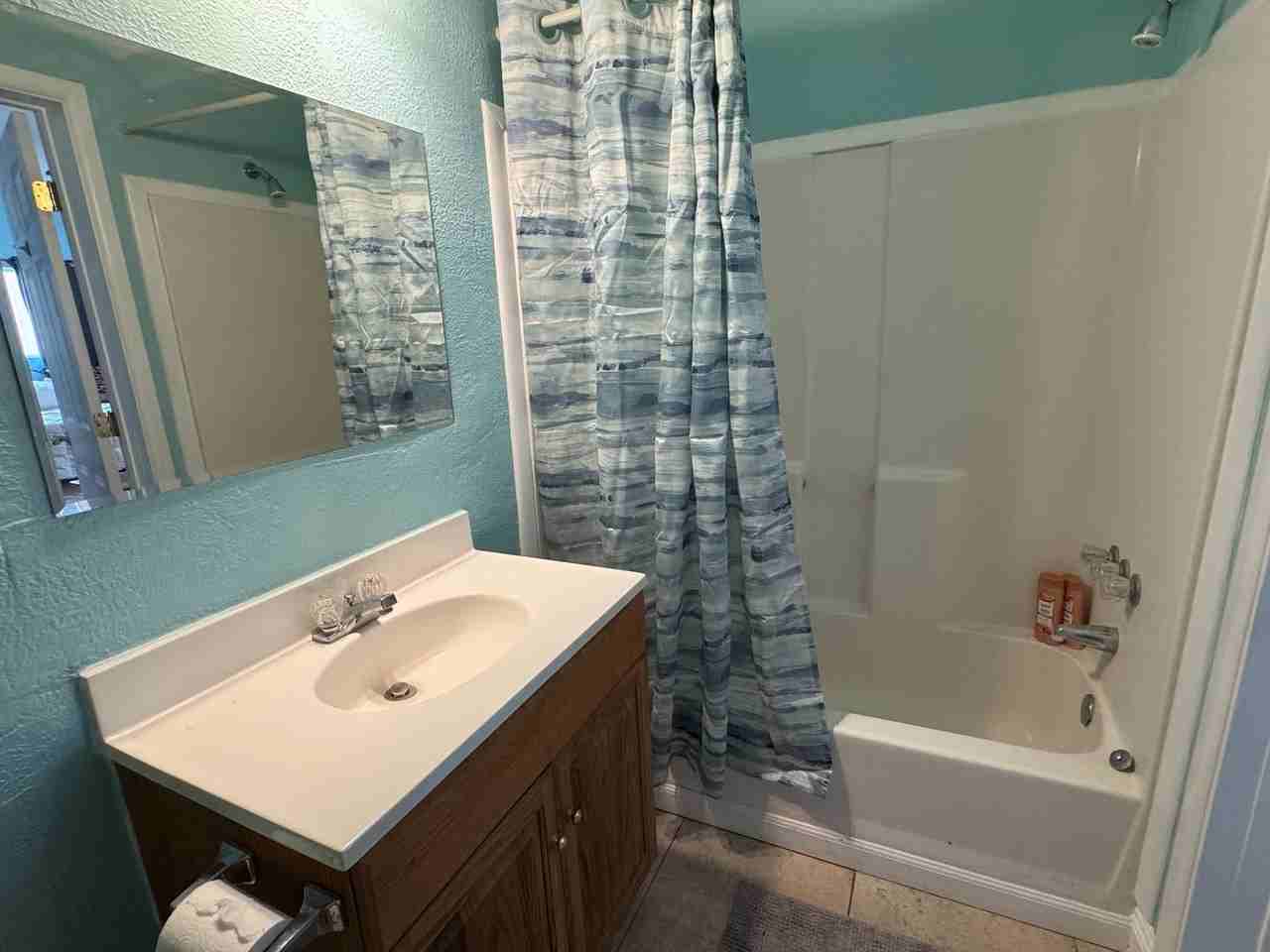 20B Axton Ln - Photo 4 of 14