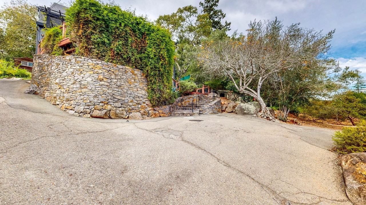 1625 Los Olivos Rd - Photo 4 of 50